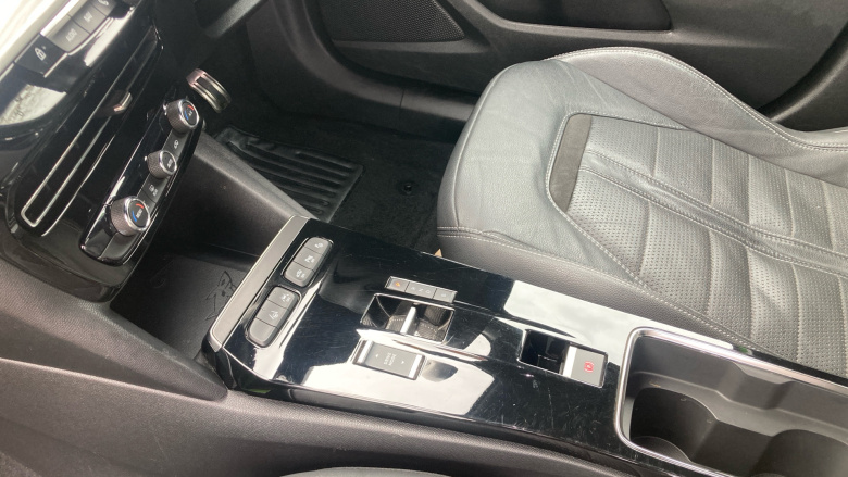 Vauxhall Mokka 100kW Ultimate 50kWh 5dr Auto Electric Hatchback